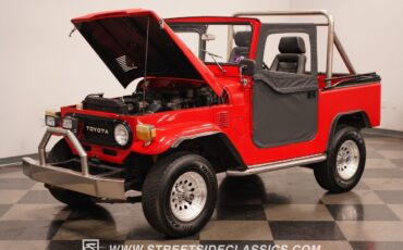 Toyota-Land-Cruiser-1979-SUV-35