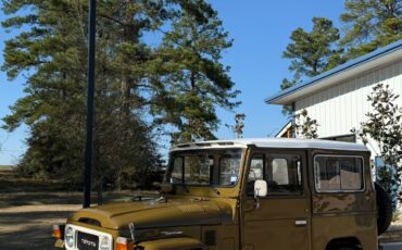 Toyota-Land-Cruiser-1980-1