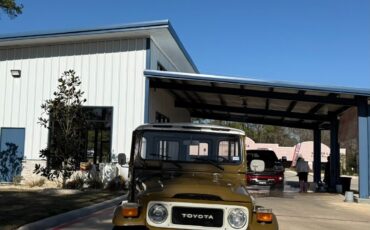 Toyota-Land-Cruiser-1980-11