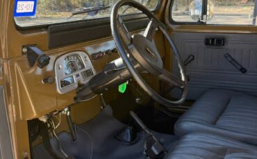 Toyota-Land-Cruiser-1980-23