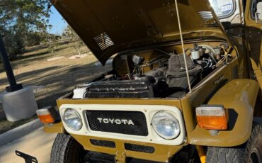 Toyota-Land-Cruiser-1980-27