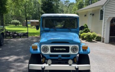 Toyota-Land-Cruiser-1980-4