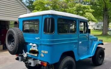 Toyota-Land-Cruiser-1980-7