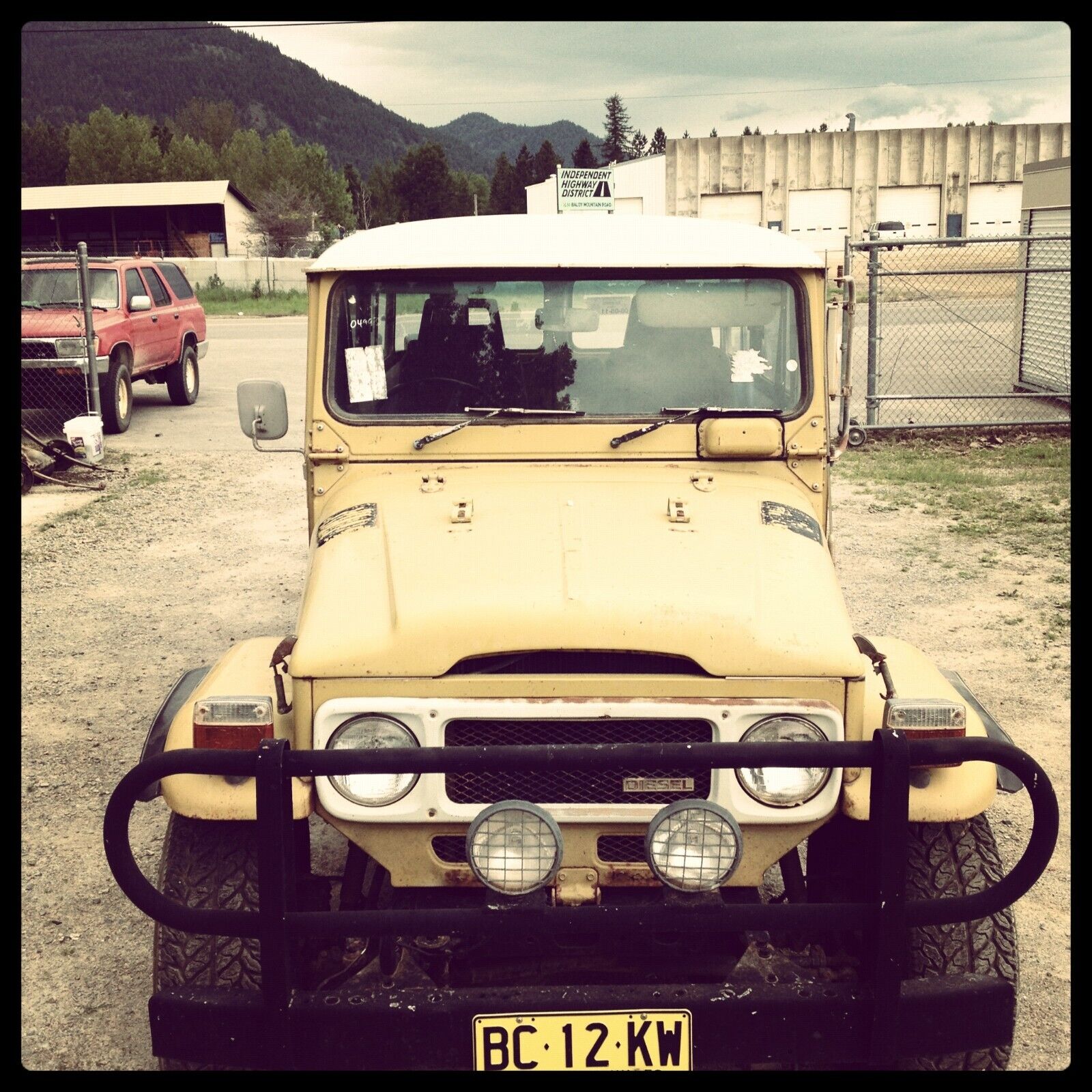 Toyota-Land-Cruiser-1980-SUV-12