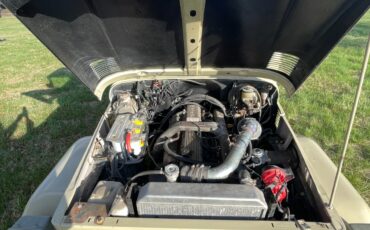 Toyota-Land-Cruiser-1982-10