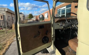 Toyota-Land-Cruiser-1982-16