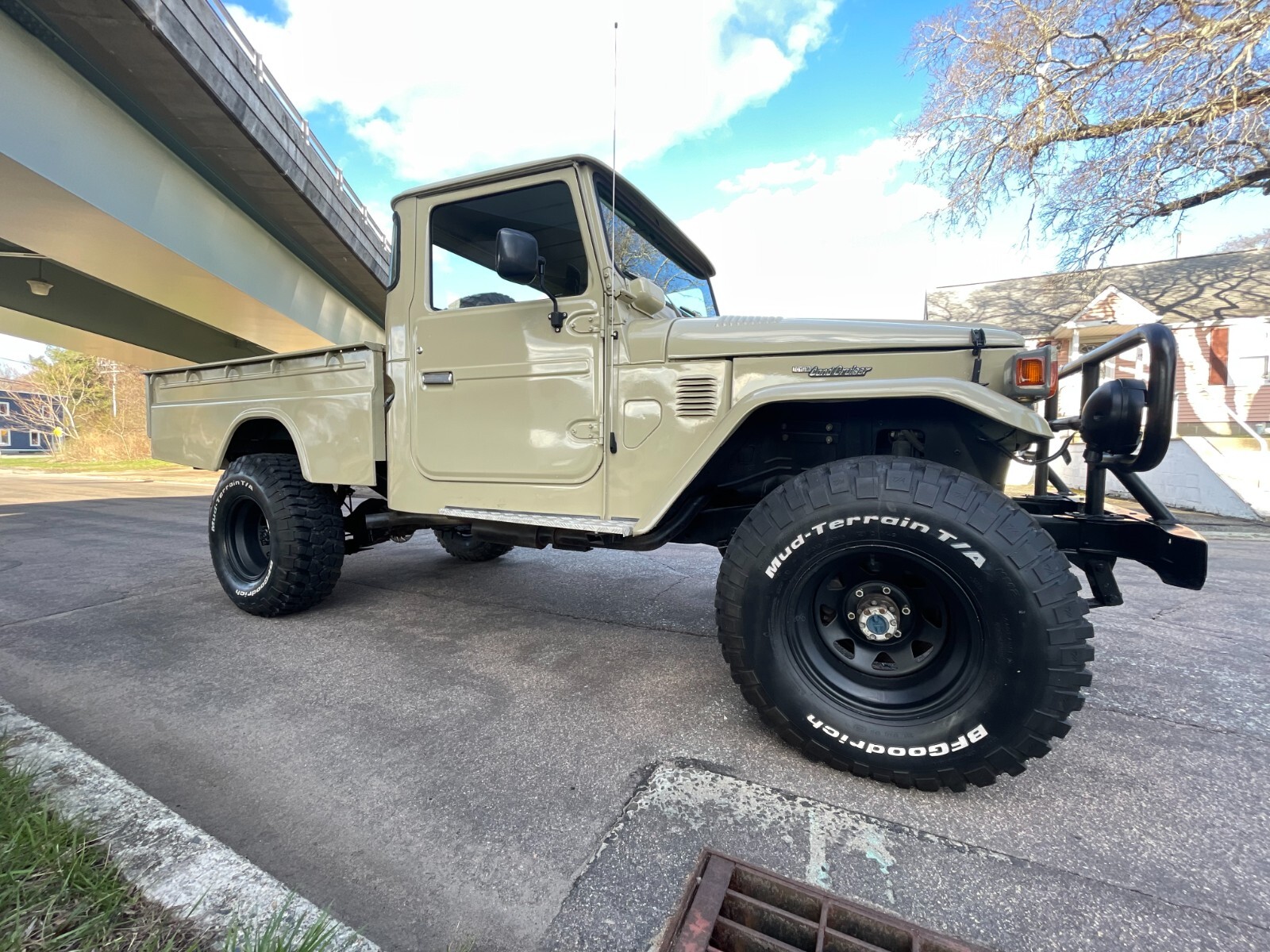 Toyota-Land-Cruiser-1982-4