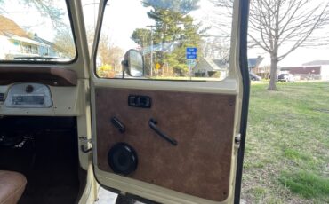 Toyota-Land-Cruiser-1982-7