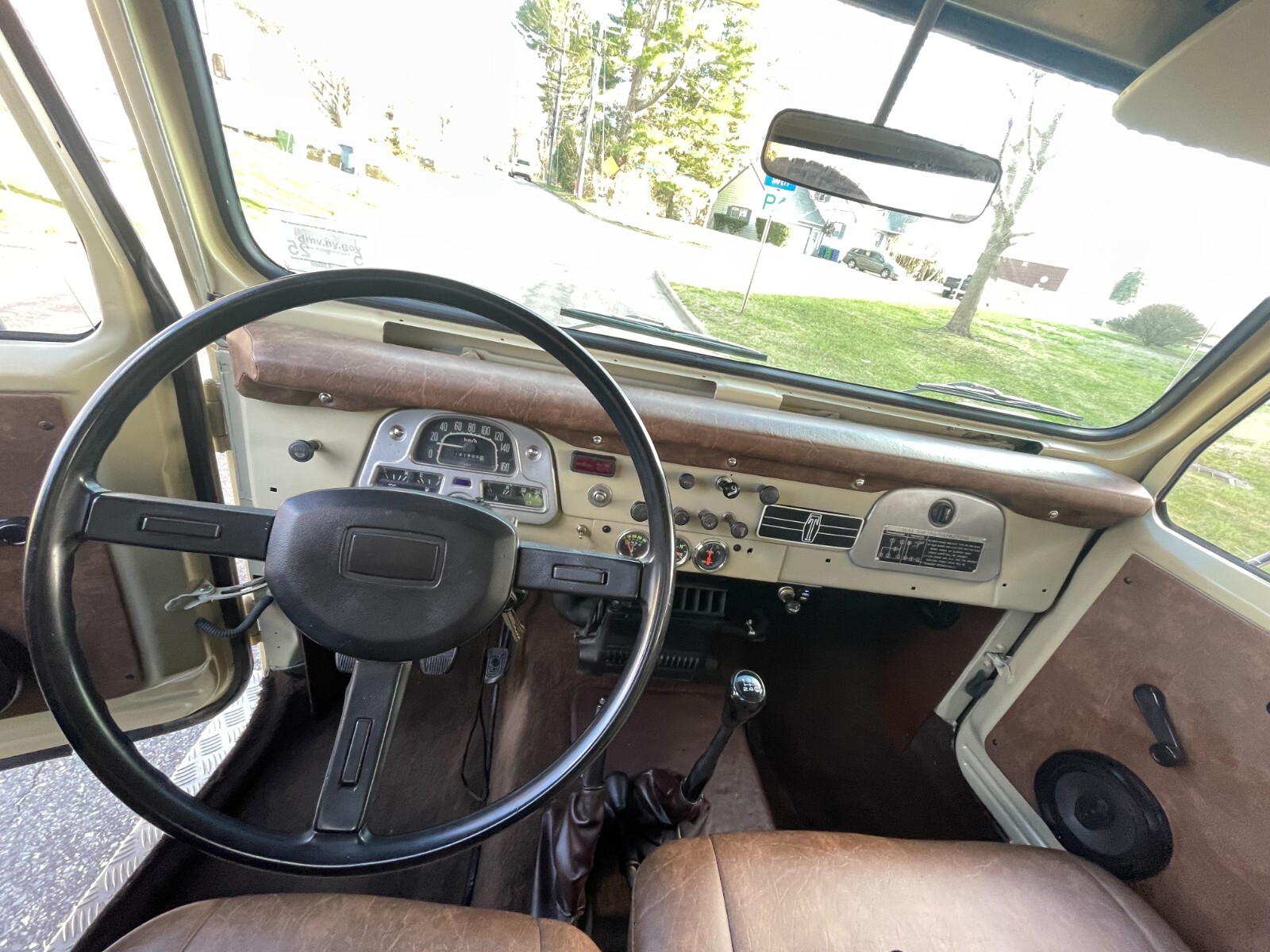 Toyota-Land-Cruiser-1982-8
