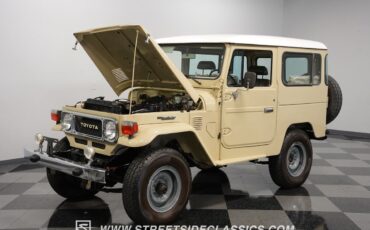 Toyota-Land-Cruiser-1982-SUV-31