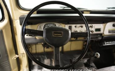 Toyota-Land-Cruiser-1982-SUV-39