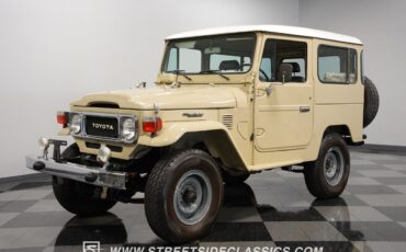 Toyota-Land-Cruiser-1982-SUV-5