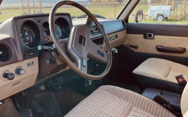 Toyota-Land-Cruiser-1983-SUV-5