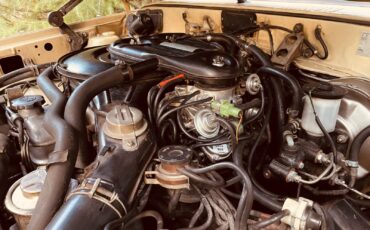 Toyota-Land-Cruiser-1983-SUV-8