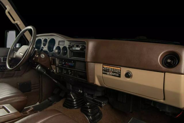 Toyota-Land-Cruiser-1988-SUV-10