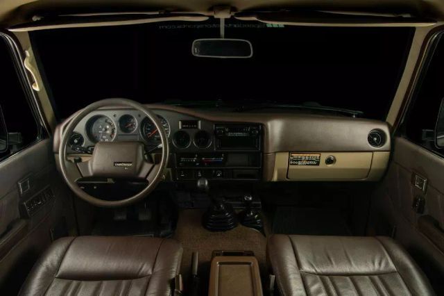 Toyota-Land-Cruiser-1988-SUV-11