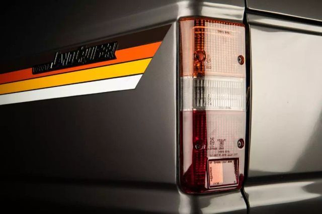 Toyota-Land-Cruiser-1988-SUV-31