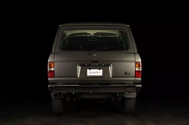 Toyota-Land-Cruiser-1988-SUV-5