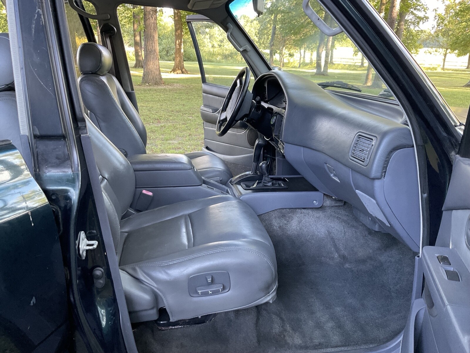 Toyota-Land-Cruiser-1993-10