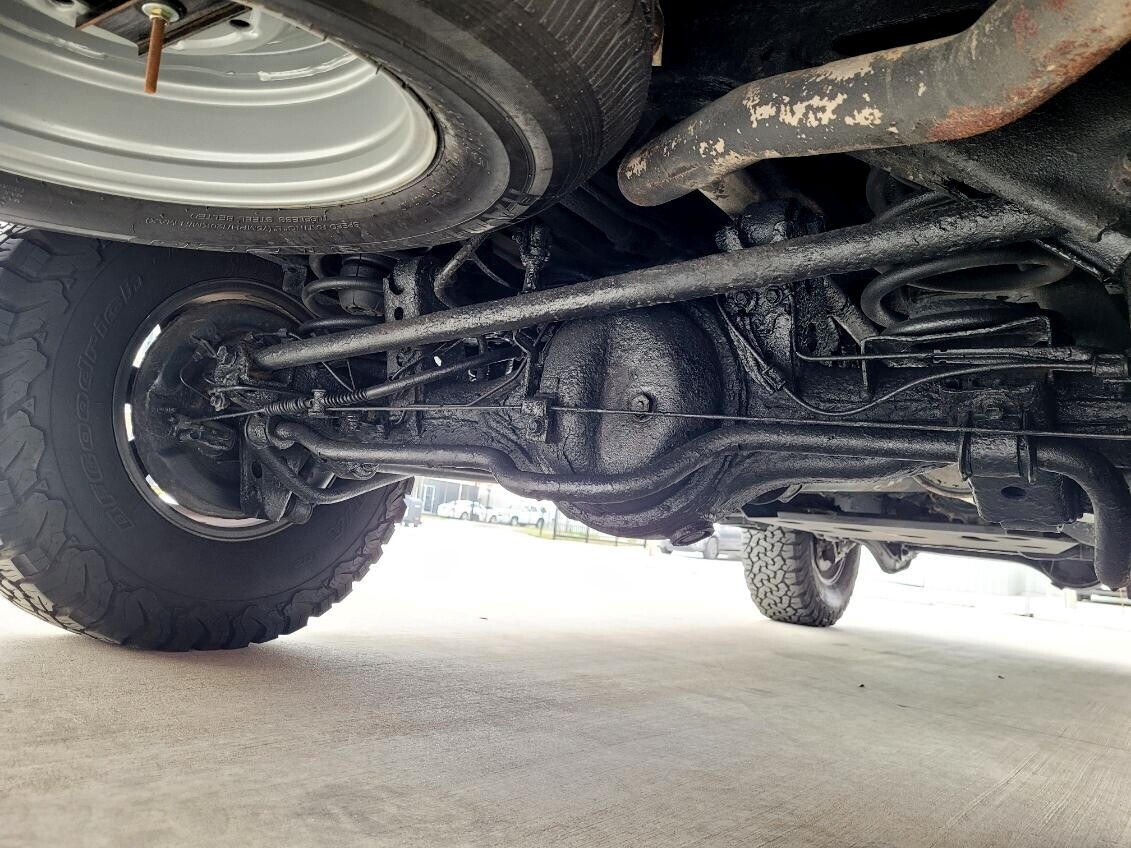 Toyota-Land-Cruiser-1995-SUV-27