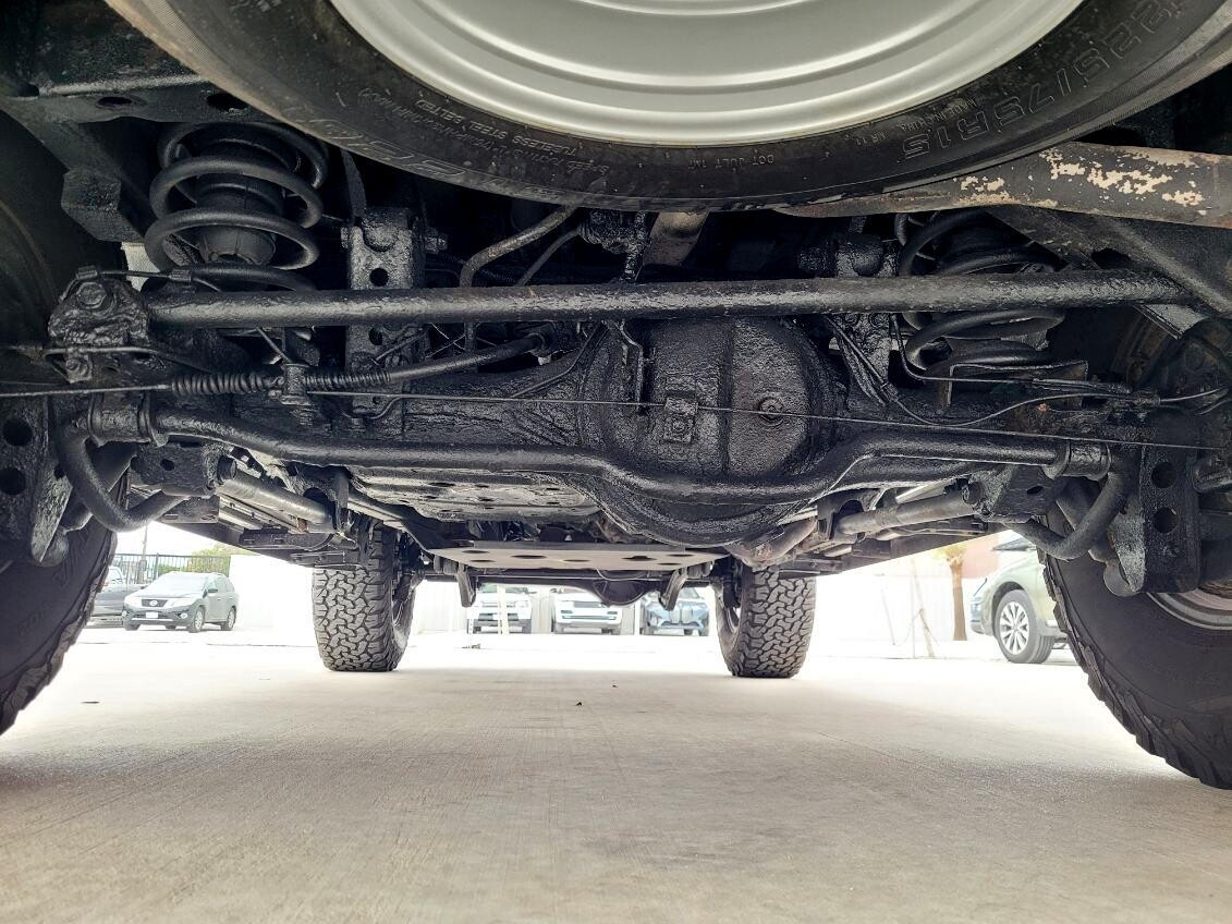 Toyota-Land-Cruiser-1995-SUV-28