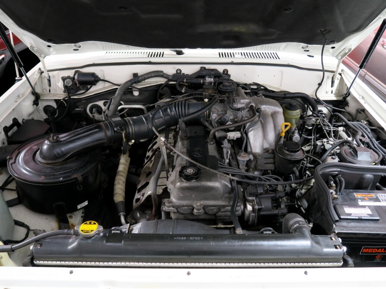 Toyota-Land-Cruiser-1995-SUV-32