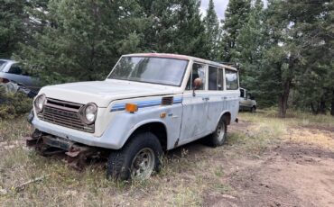 Toyota-Land-Cruiser-Wagon-1971-1