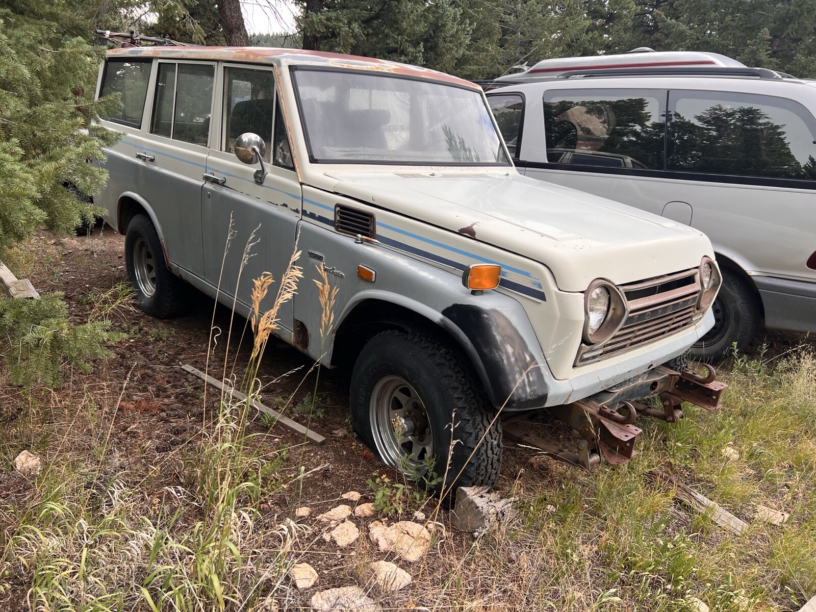 Toyota-Land-Cruiser-Wagon-1971-5