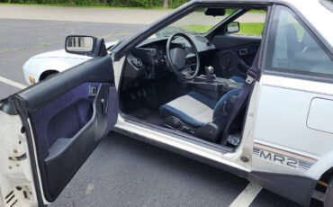 Toyota-MR2-1986-Coupe-10