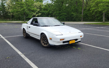 Toyota-MR2-1986-Coupe-2