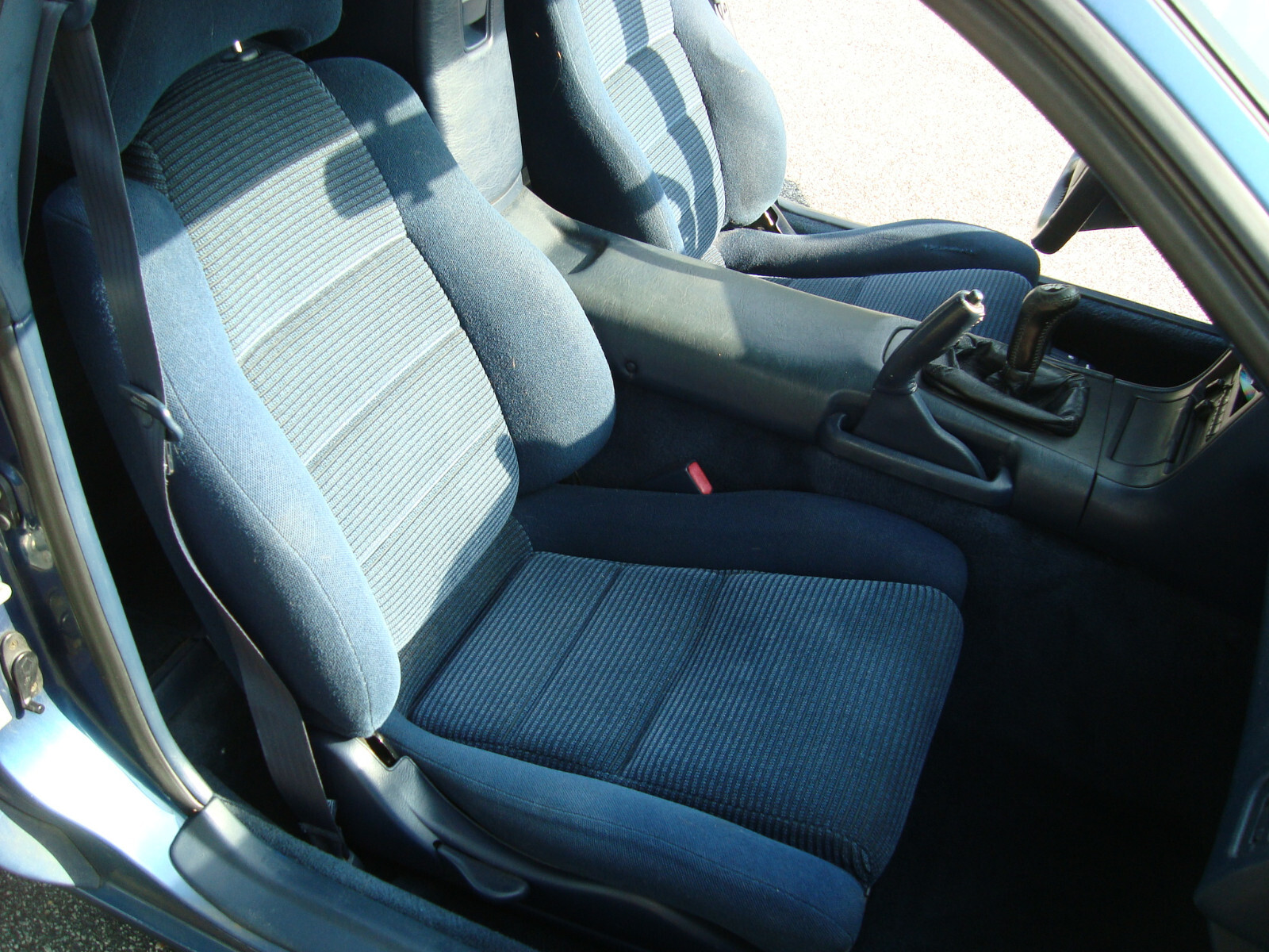 Toyota-MR2-1991-Coupe-15