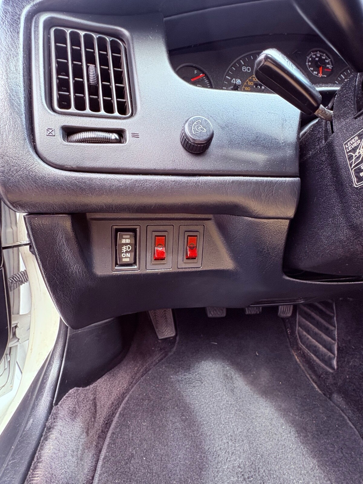 Toyota-MR2-1993-Coupe-17