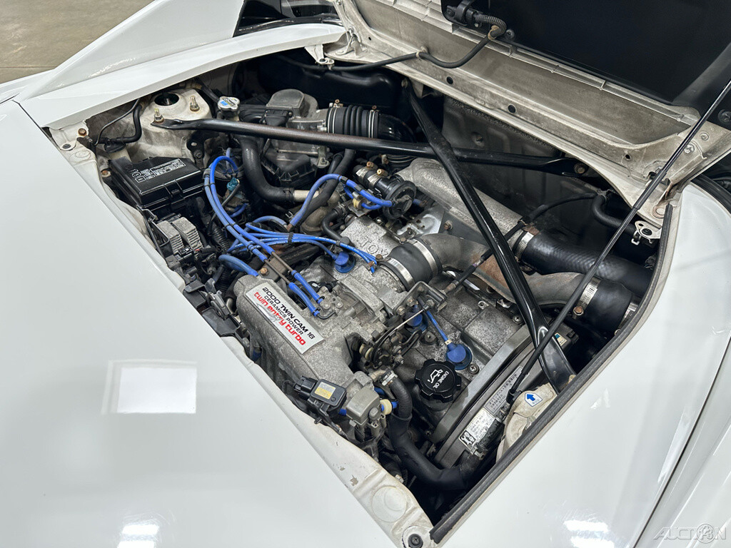 Toyota-MR2-1993-Coupe-19