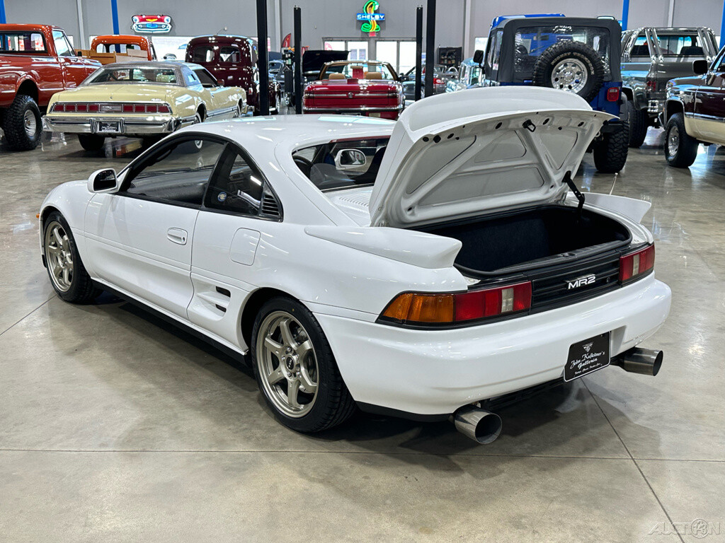 Toyota-MR2-1993-Coupe-20