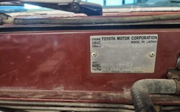 Toyota-Pickup-1985-18