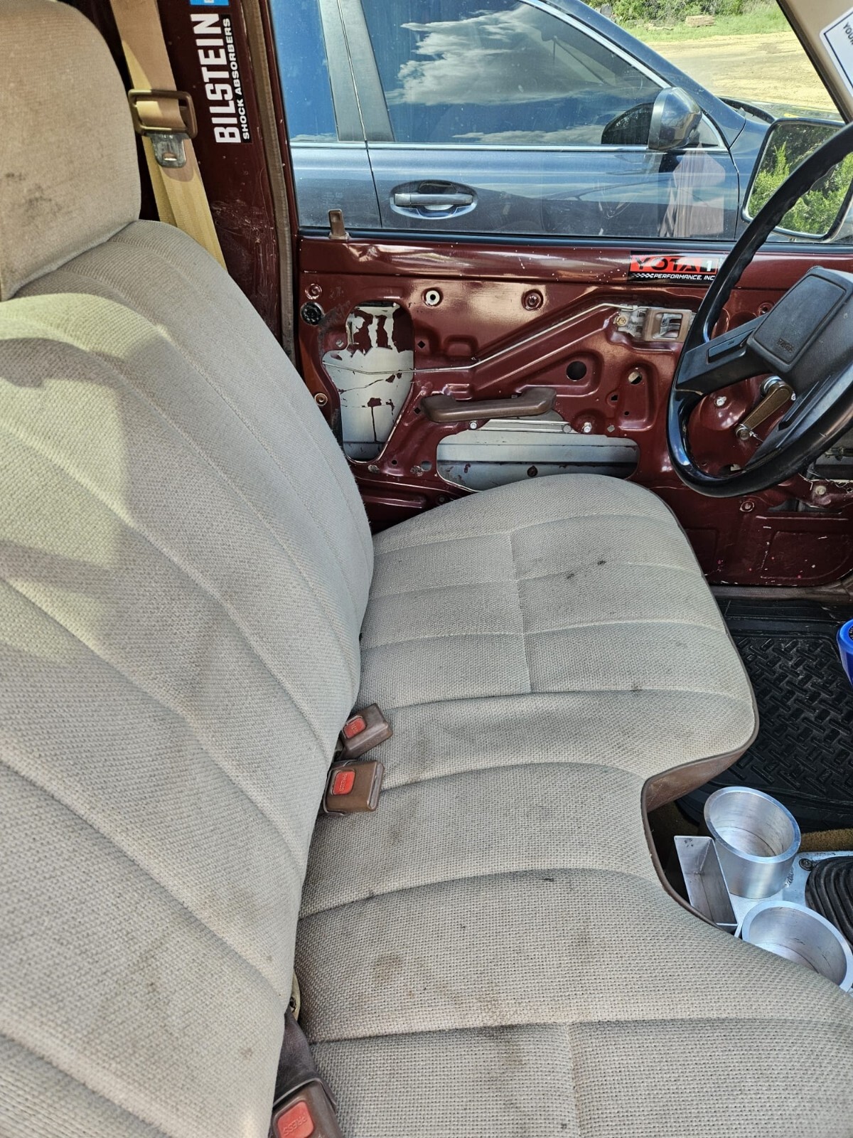 Toyota-Pickup-1985-19