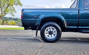 Toyota-Pickup-1994-Extended-Cab-Pickup-16