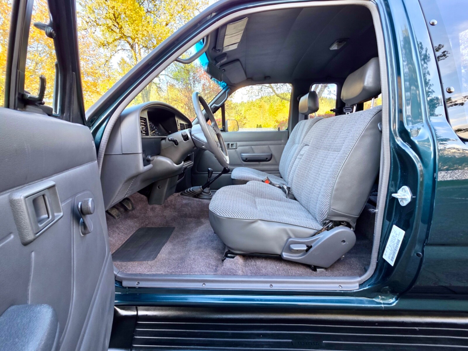 Toyota-Pickup-1994-Extended-Cab-Pickup-28