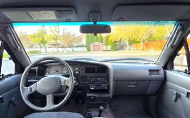 Toyota-Pickup-1994-Extended-Cab-Pickup-30