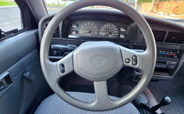 Toyota-Pickup-1994-Extended-Cab-Pickup-31