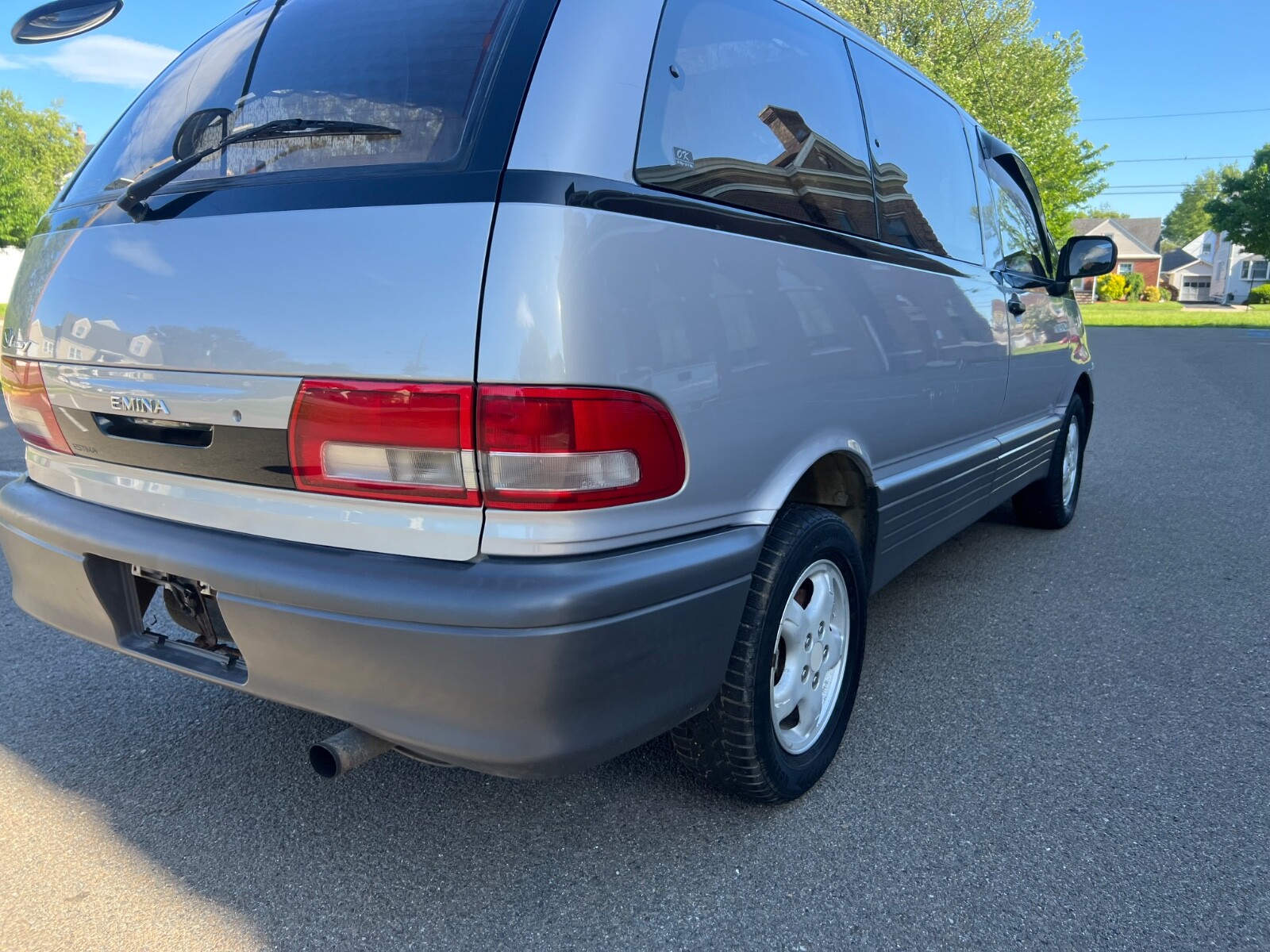 Toyota-Previa-1900-Minivan-13