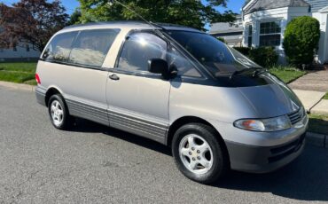 Toyota-Previa-1900-Minivan-8