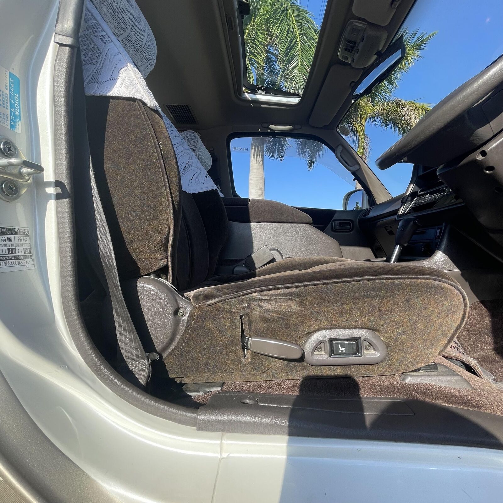 Toyota-Super-Custom-1994-Minivan-12
