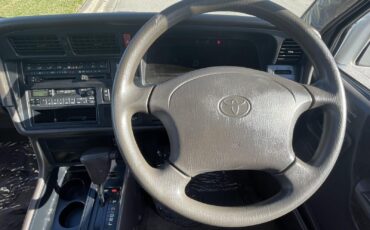 Toyota-Super-Custom-1994-Minivan-18