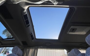 Toyota-Super-Custom-1994-Minivan-28