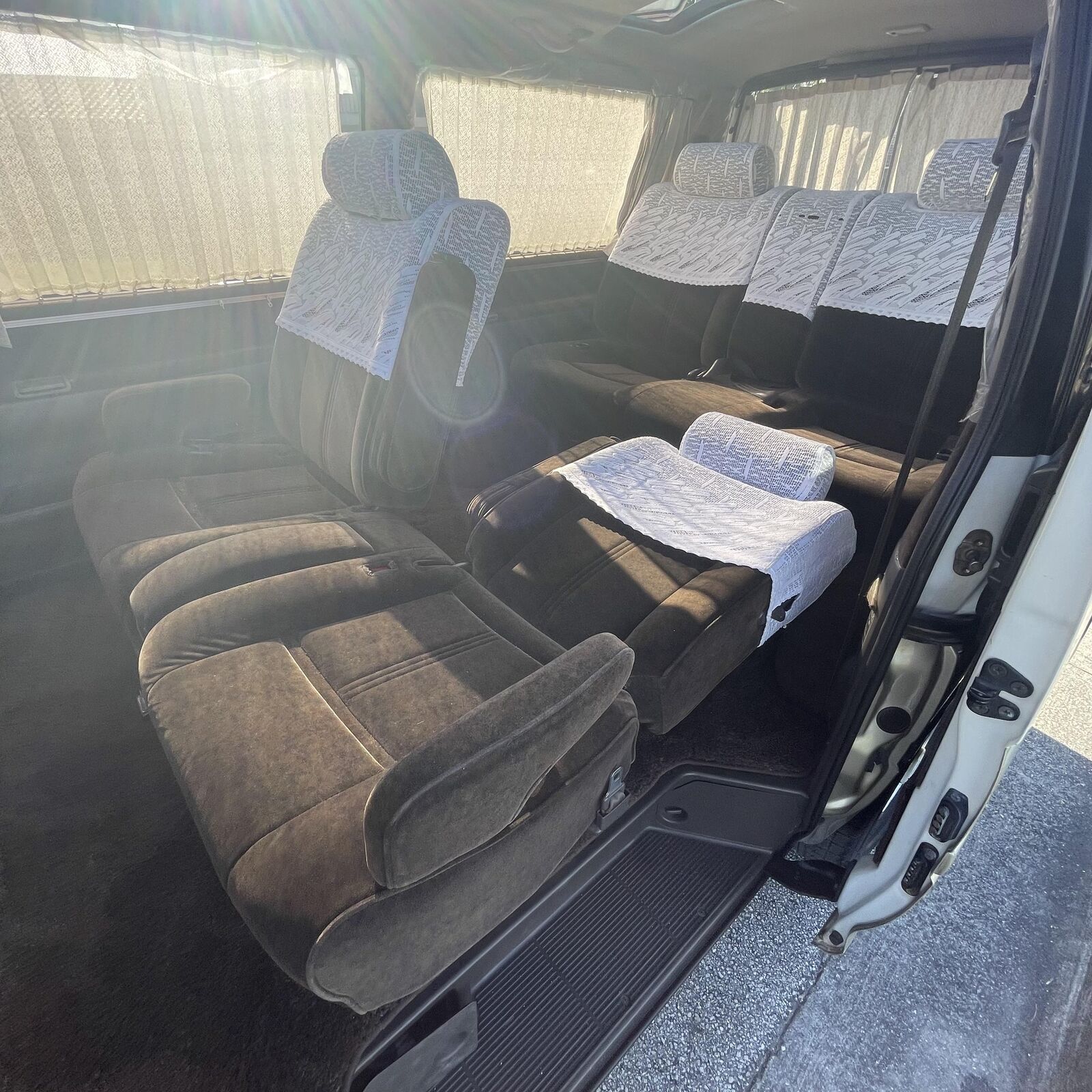 Toyota-Super-Custom-1994-Minivan-30