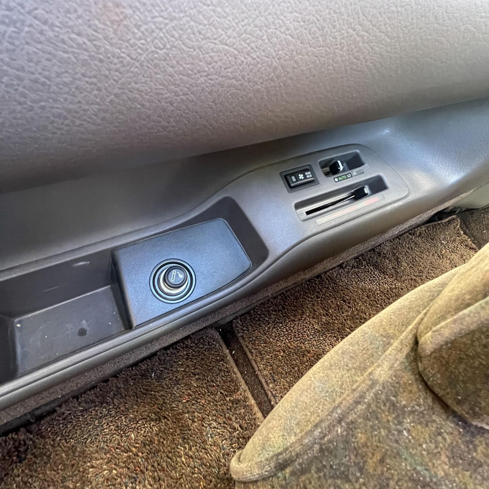 Toyota-Super-Custom-1994-Minivan-34