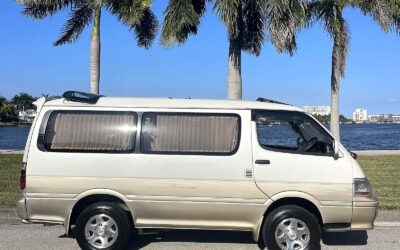 Toyota Super Custom 1994 Minivan