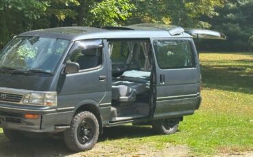 Toyota-Super-Custom-1995-van-1