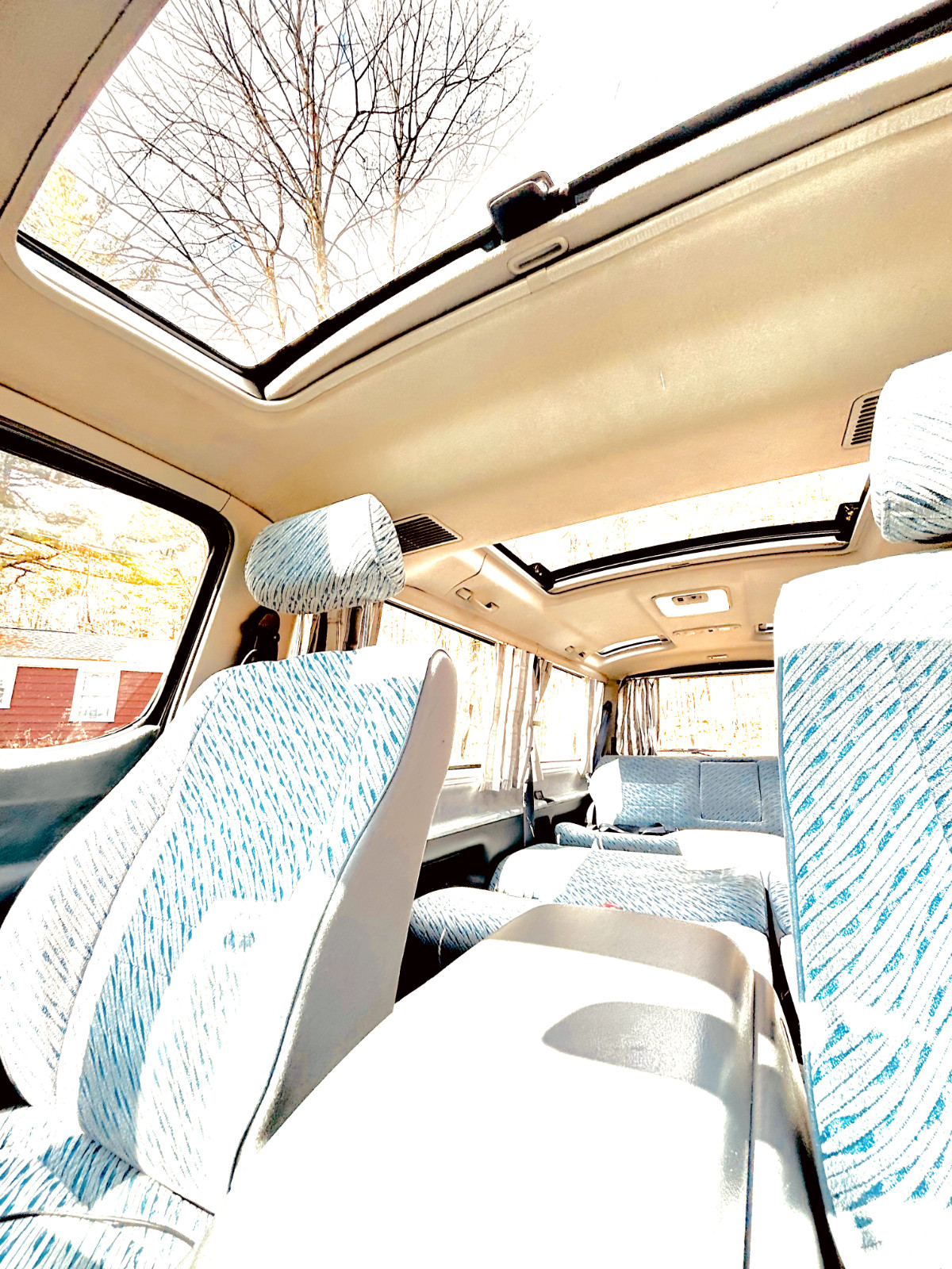 Toyota-Super-Custom-1995-van-16